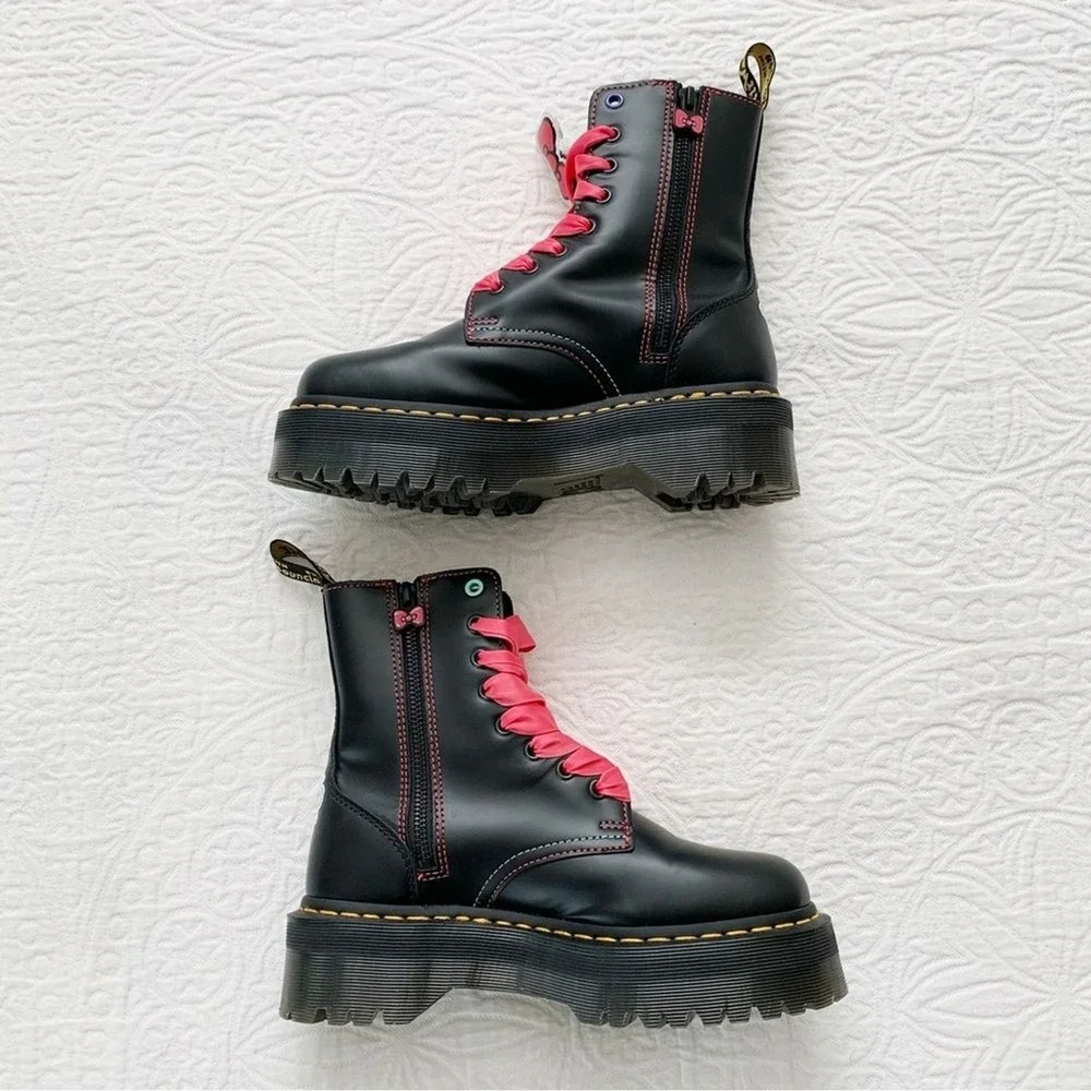 Dr. Martens new without